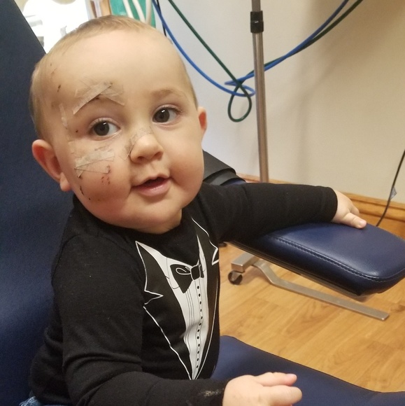 Meet your Posher, Lauren - Picture 2 of 4